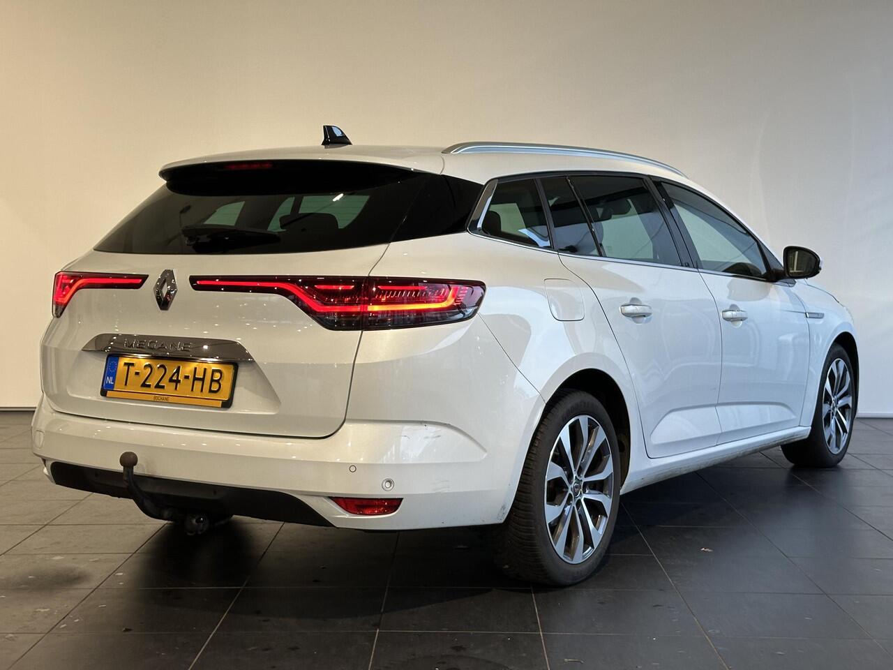 Renault MEGANE Estate 1.3 TCe 140 Techno EDC AUTOMAAT | Trekhaak | Achteruitrijcamera | Navigatie | Apple CarPlay / Android Auto |