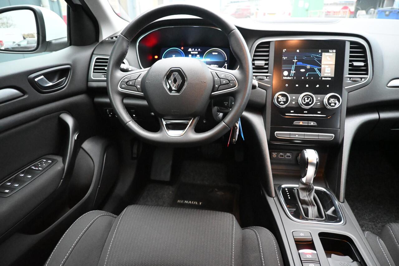 Renault MEGANE Estate 1.6 E-Tech Plug-In Hybrid 160 Business Zen