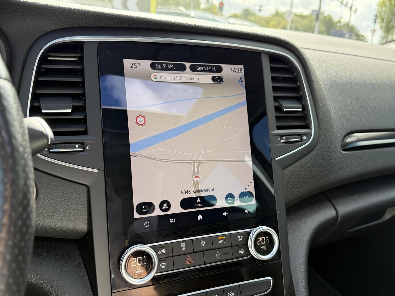 Renault MEGANE Estate 1.6 Plug-In Hybrid 160PK R.S. Line | NAP | Bose Audio | Elektrische glazen shuif-kantel dak | Heads-up display | DAB | Achteruitrijcamera | LED | 18'' lichtmetaal |