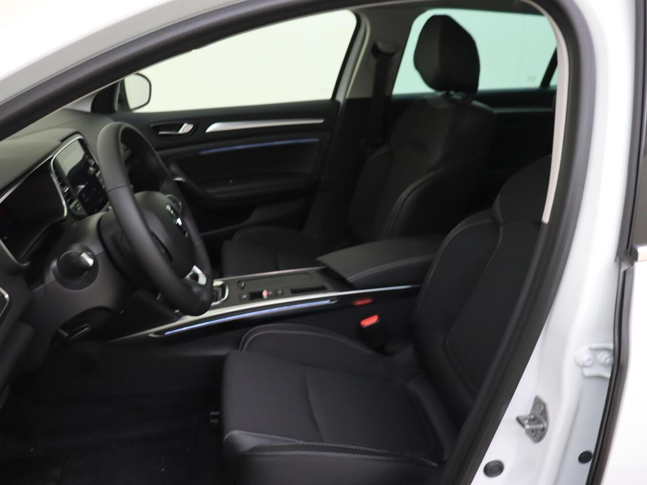 Renault MEGANE Estate 1.3 TCe 140 Techno