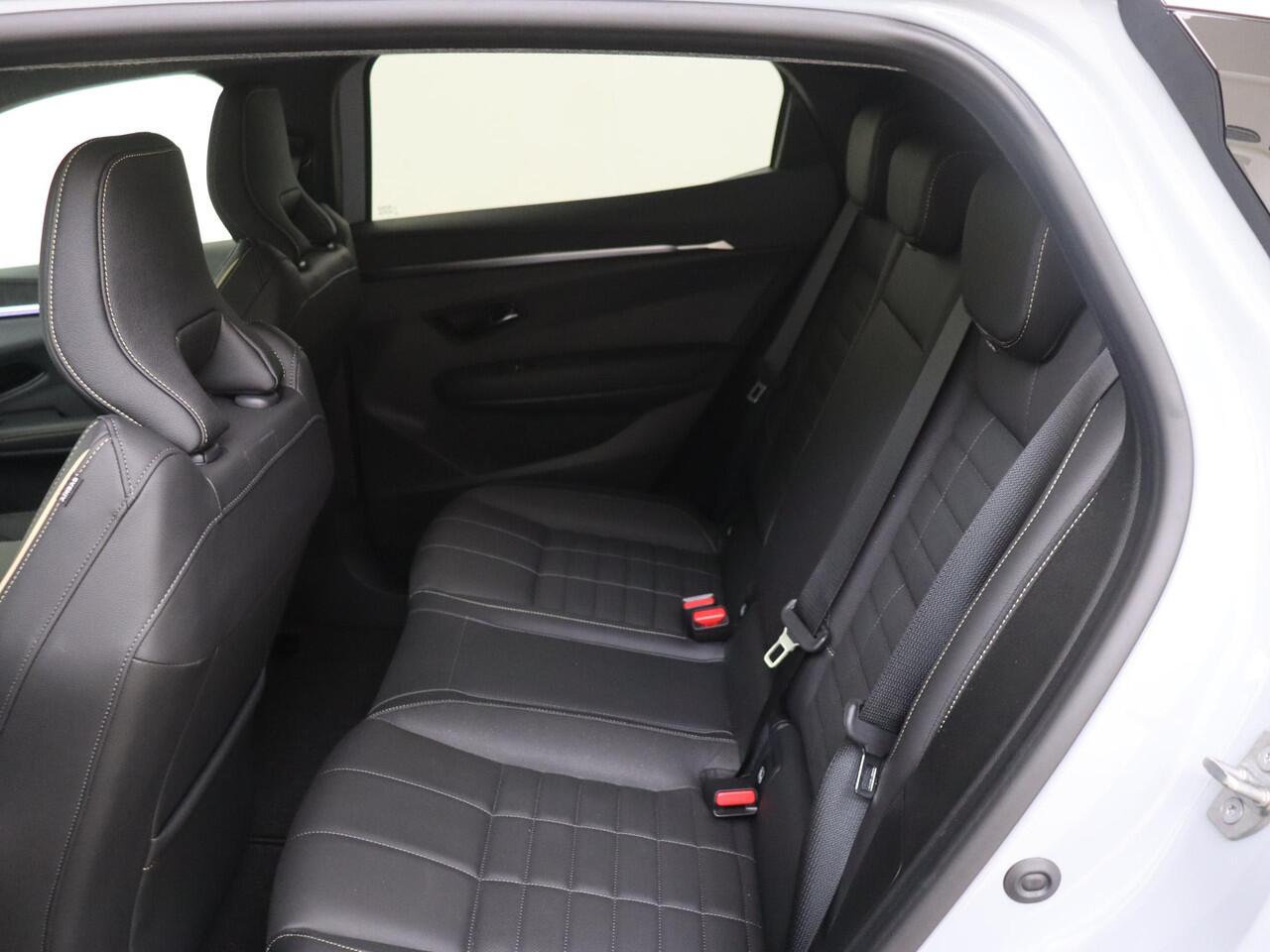 Renault MEGANE E-Tech comfort range iconic 60 kWh | Lederen bekleding | Adaptieve Cruisecontrol | Smart Rear View Mirror | Rondom Camera |