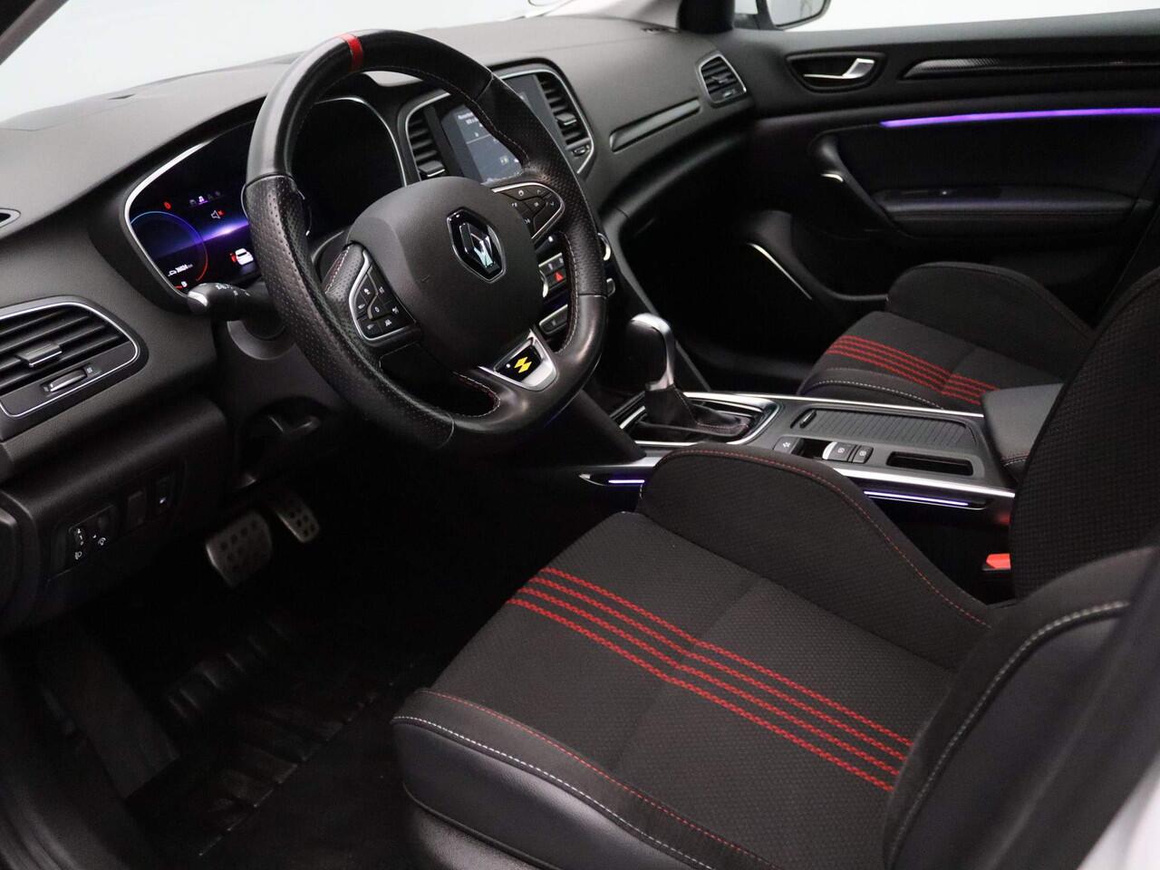 Renault MEGANE Estate E-Tech Plug-In Hybrid 160pk R.S. Line Head-Up | Camera | Adapt. Cruise | Parkeersens. v+a | Stoelverw.