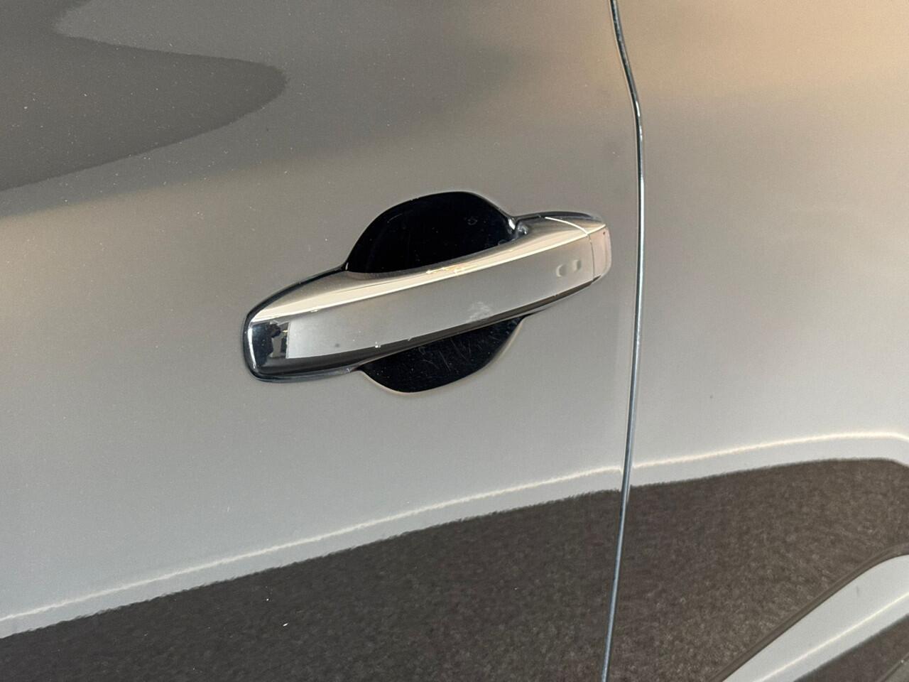 Renault MEGANE Estate 1.3 TCe Limited