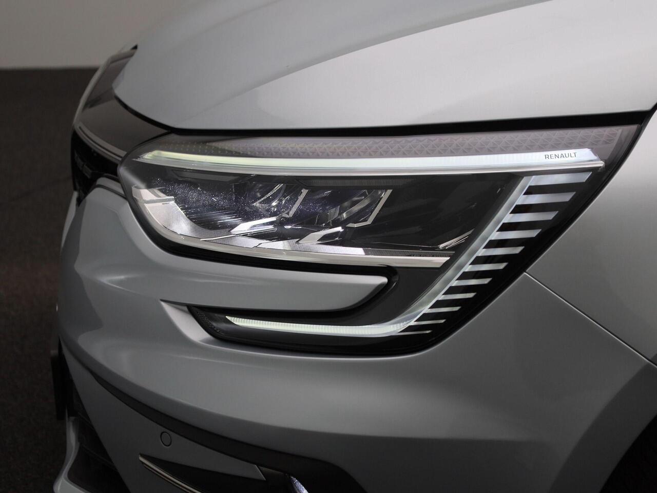 Renault MEGANE Estate 1.3 TCe 140 Techno