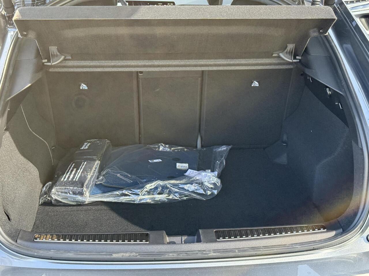 Renault Rafale 1.2 E-Tech full hybrid 200 esprit Alpine | Google Navi | Harman & Kardon | Winter Pack | Camera | Org. NL