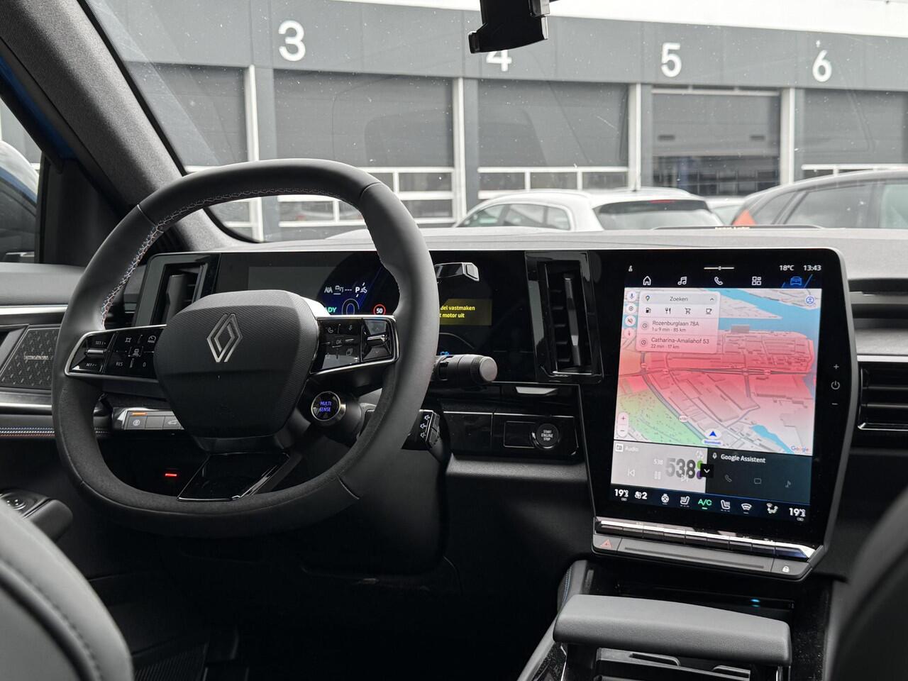 Renault Rafale 1.2 E-Tech full hybrid 200 esprit Alpine Renault Rafale 1.2 E-Tech Hybrid 200 esprit Alpine / Demo Aalsmeer