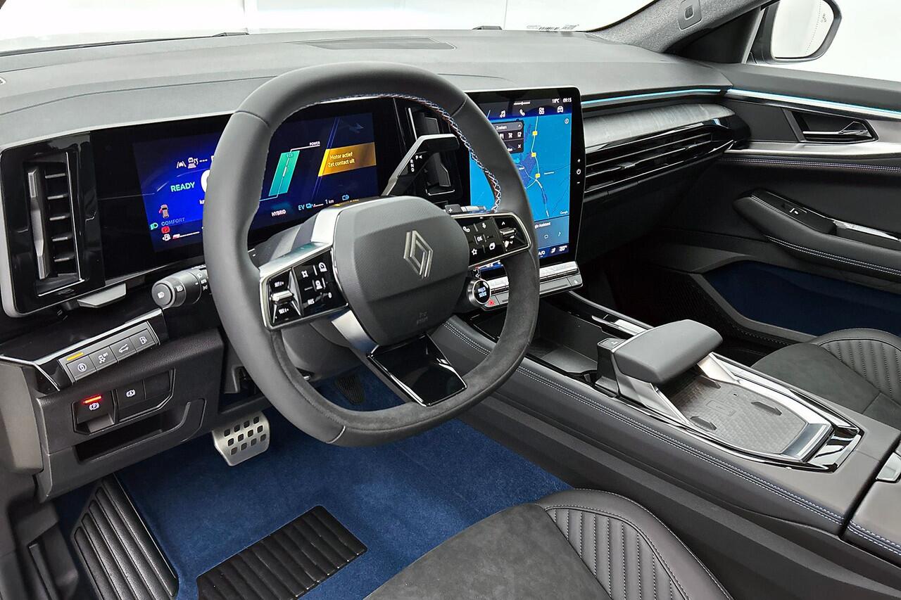 Renault Rafale 1.2 E-Tech 300 4x4 plug-in hybrid Esprit Alpine Pano, 4 Control, Adaptive Cruise