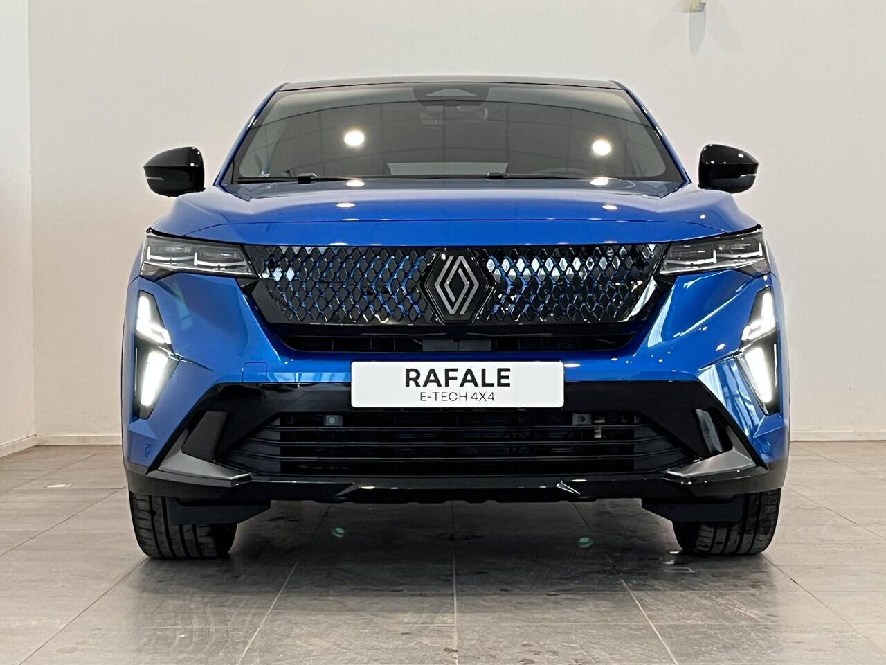 Renault Rafale E-Tech 4x4 Plug-in Hybrid 300 Esprit Alpine | Solarbay | Harman Kardon | Pack Privilège | 6-voudig elektrisch verstelbare voorstoelen | Van: ¤ 62.080,- nu rijklaar voor: ¤ 57.080,-