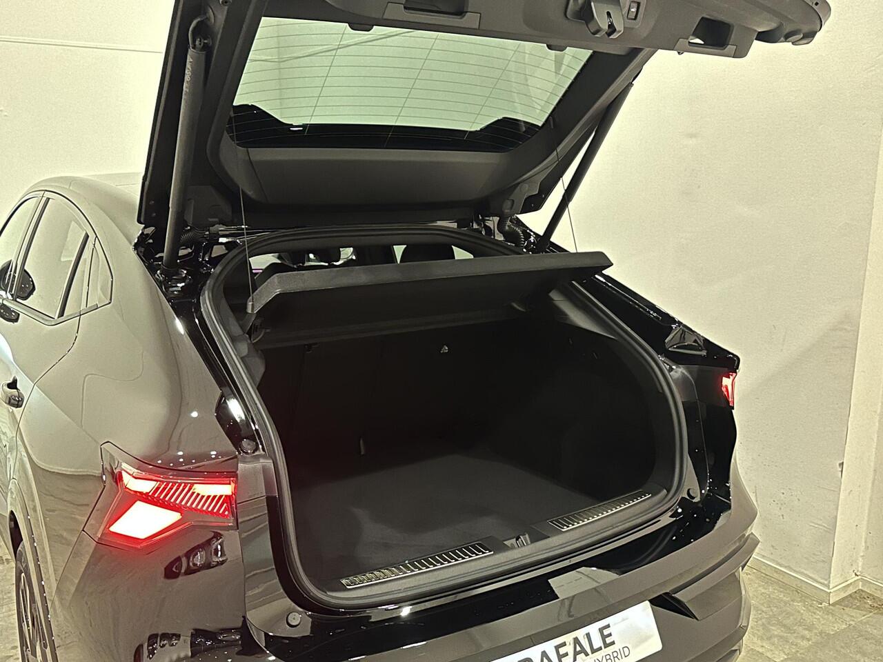 Renault Rafale 1.2 E-Tech Full Hybrid 200 Esprit Alpine | Harman Kardon | Pack Privilège | Pack Around View Camera | Van: ¤ 58.682,- nu rijklaar voor: ¤ 53.682,-