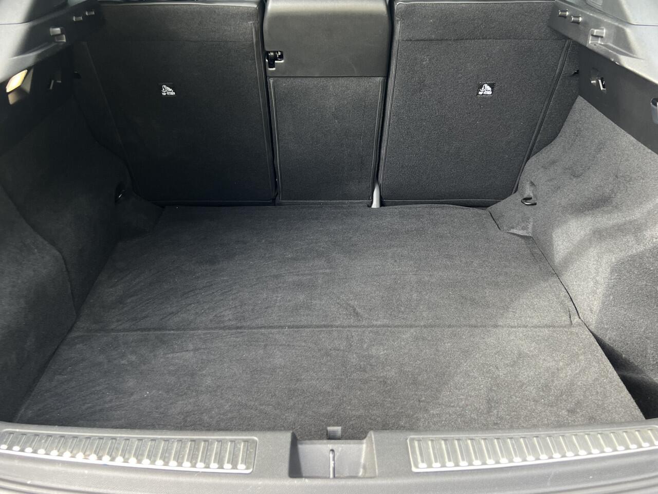 Renault Rafale 1.2 E-Tech full hybrid 200PK esprit Alpine / Panoramadak / Harman Kardon / Head-up display /