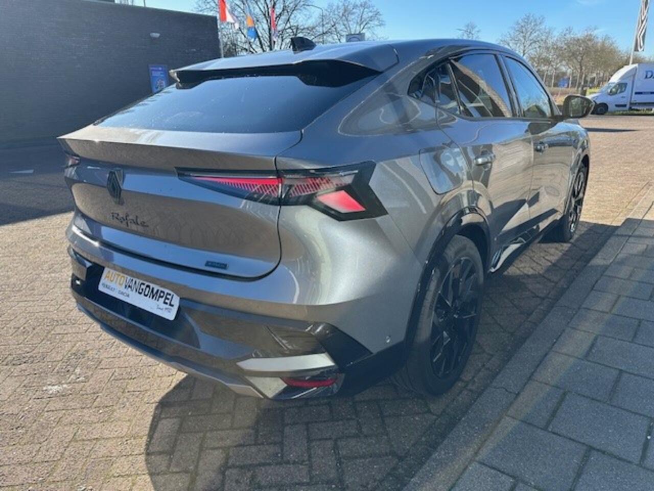 Renault Rafale E-Tech 4x4 plug-in hybrid 300PK esprit Alpine | 360 CAMERA | HARMAN KARDON | WINTERPACK | Carselexy