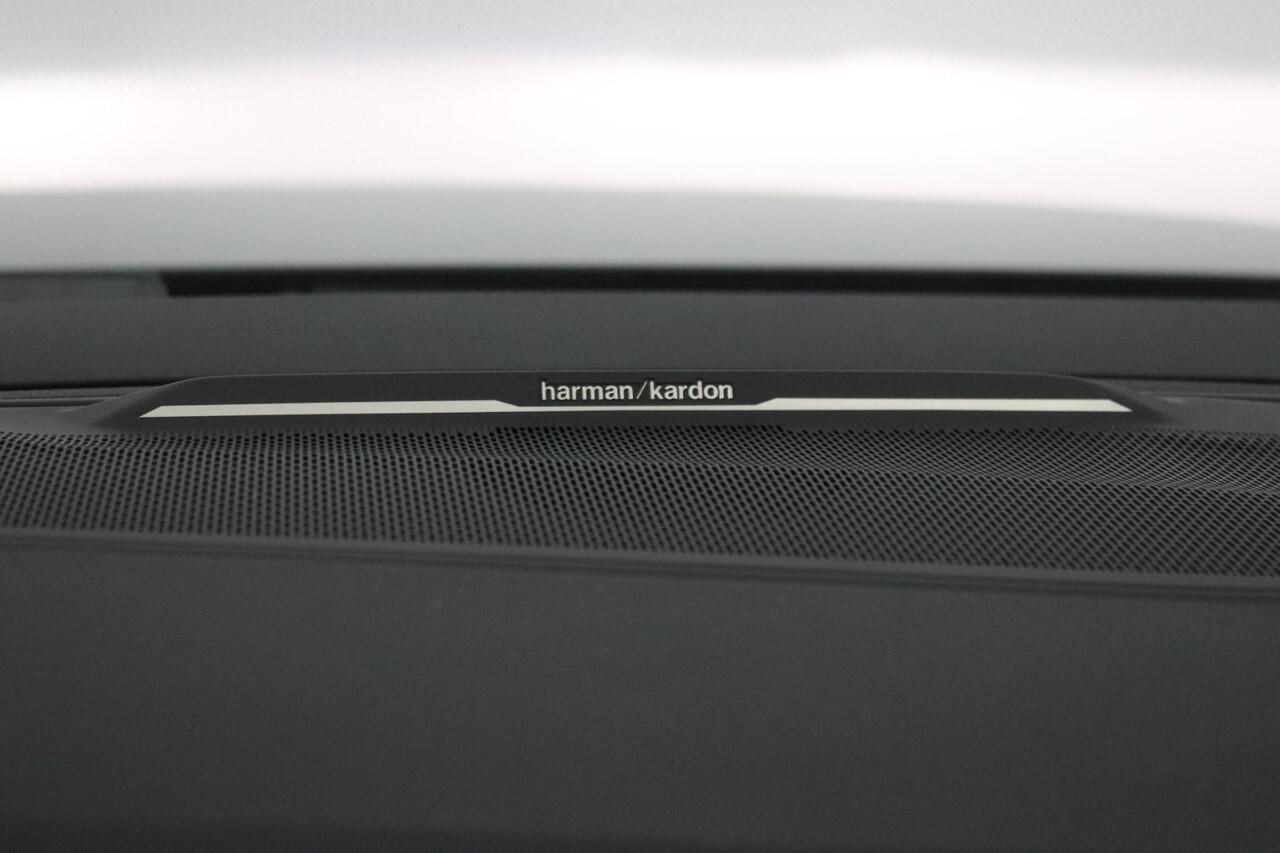 Renault Rafale 1.2 E-Tech 4x4 plug-in hybrid 300 atelier Alpine