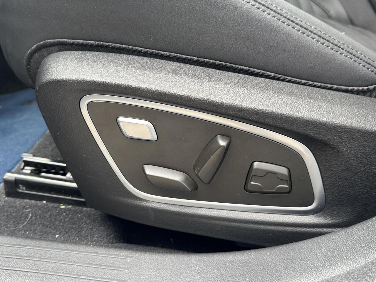 Renault Rafale 1.2 E-Tech full hybrid 200 esprit Alpine Renault Rafale 1.2 E-Tech Hybrid 200 esprit Alpine / Demo Aalsmeer