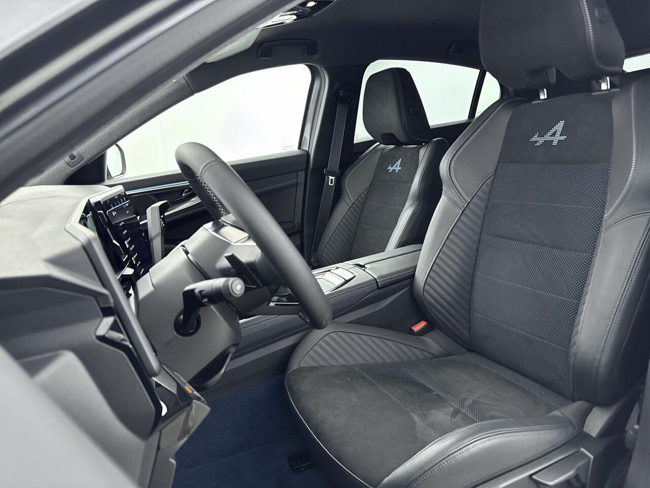 Renault Rafale 1.2 E-Tech 4x4 plug-in hybrid 300 esprit Alpine | Google Navigatie | Apple & Android Carplay | 4 Control | Parkeersensoren Voor & Achter | 360 Camera | Stoel, Stuurverwarming | Keyless Entry |