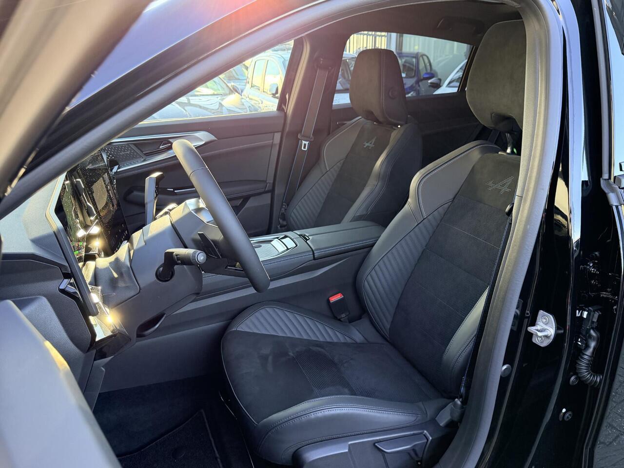 Renault Rafale 1.2 E-Tech full hybrid 200 esprit Alpine | Panoramadak | 360 graden camera | 4 control | Winter pakket | Demo Beschikbaar |