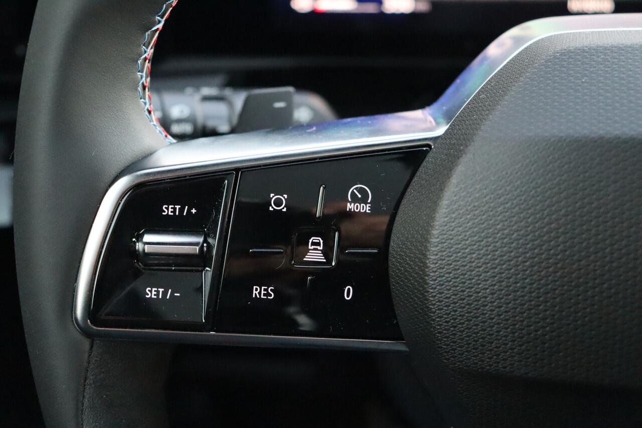 Renault Rafale 1.2 E-Tech 4x4 plug-in hybrid 300pk atelier Alpine | ¤5500 Voordeel | Solarbay | Head-up | 360 | Stoel-/Stuurverwarming | Elek. Stoelen | Adaptief onderstel | 4 Control