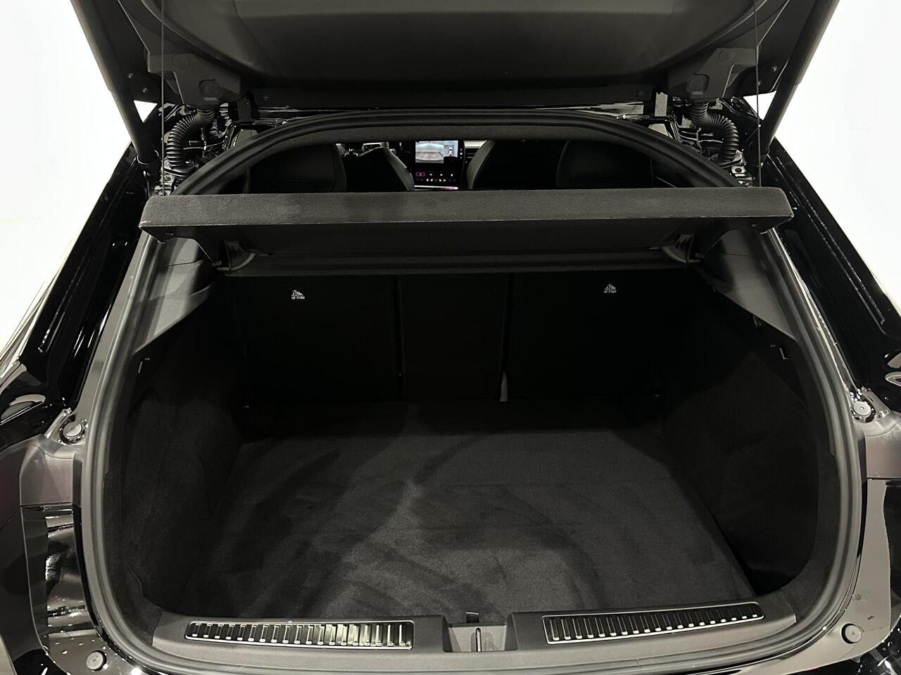 Renault Rafale 1.2 E-Tech Full Hybrid 200 Esprit Alpine | Harman Kardon | Pack Privilège | Pack Around View Camera | Van: ¤ 58.682,- nu rijklaar voor: ¤ 53.682,-