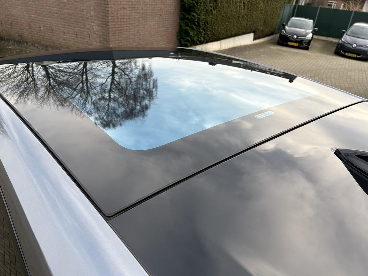 Renault Rafale 1.2 E-Tech 4x4 plug-in hybrid 300 atelier Alpine/Full options