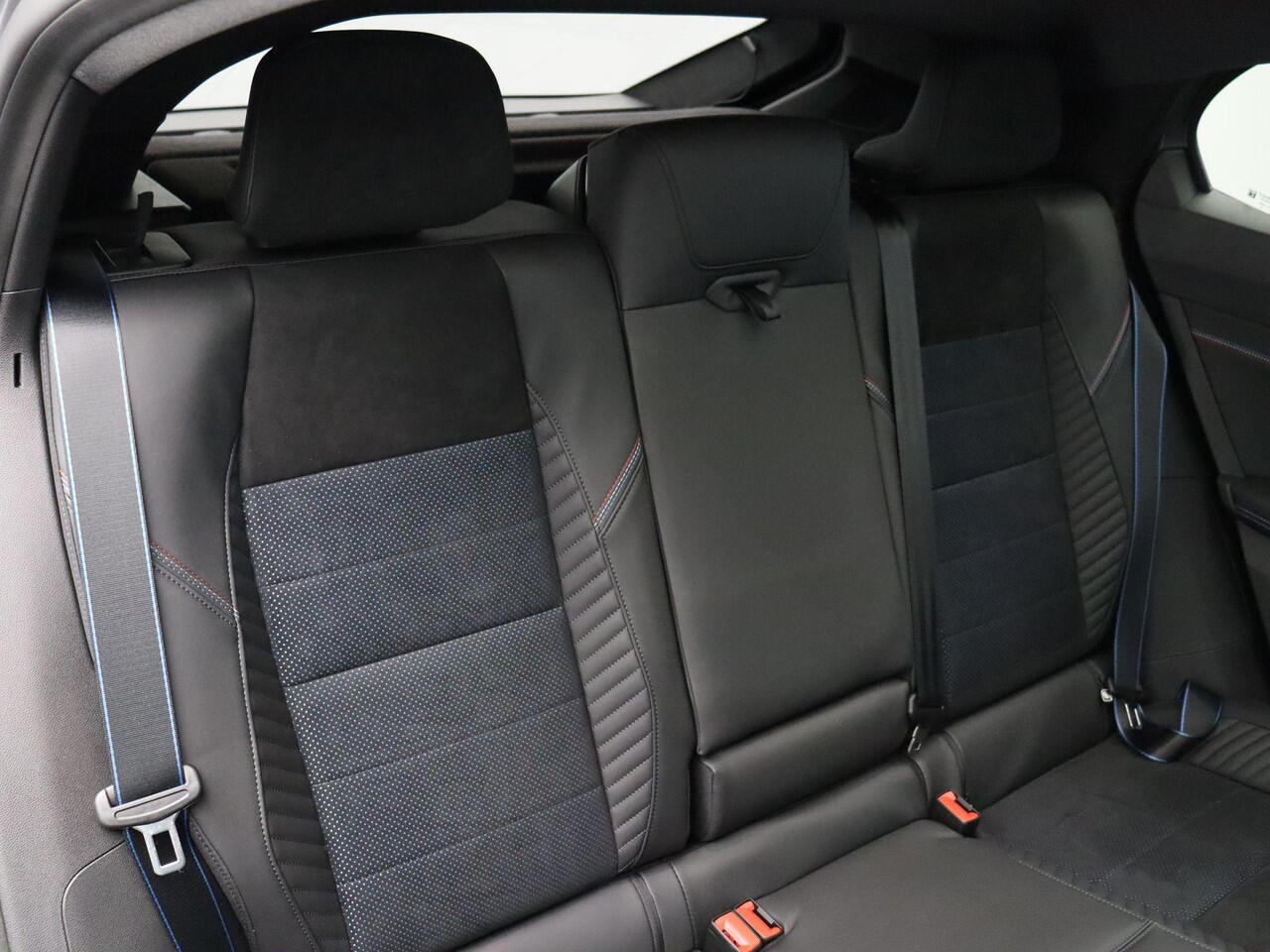 Renault Rafale E-Tech 4x4 plug-in hybrid 300pk atelier Alpine | Solarbay panoramadak | Harman Kardon |