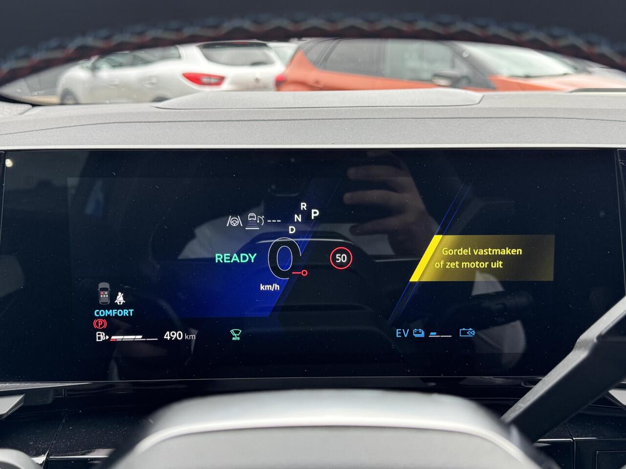 Renault Rafale 1.2 E-Tech full hybrid 200 esprit Alpine Renault Rafale 1.2 E-Tech Hybrid 200 esprit Alpine / Demo Aalsmeer