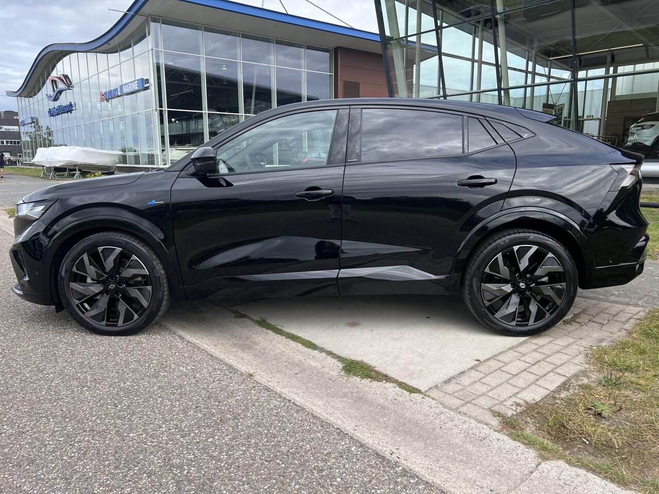 Renault Rafale 1.2 E-Tech full hybrid 200PK esprit Alpine / Panoramadak / Harman Kardon / Head-up display /