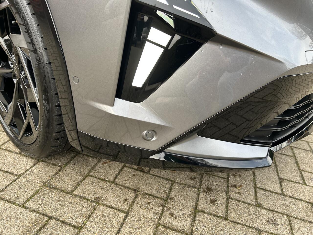 Renault Rafale 1.2 E-Tech 4x4 plug-in hybrid 300 atelier Alpine/Full options