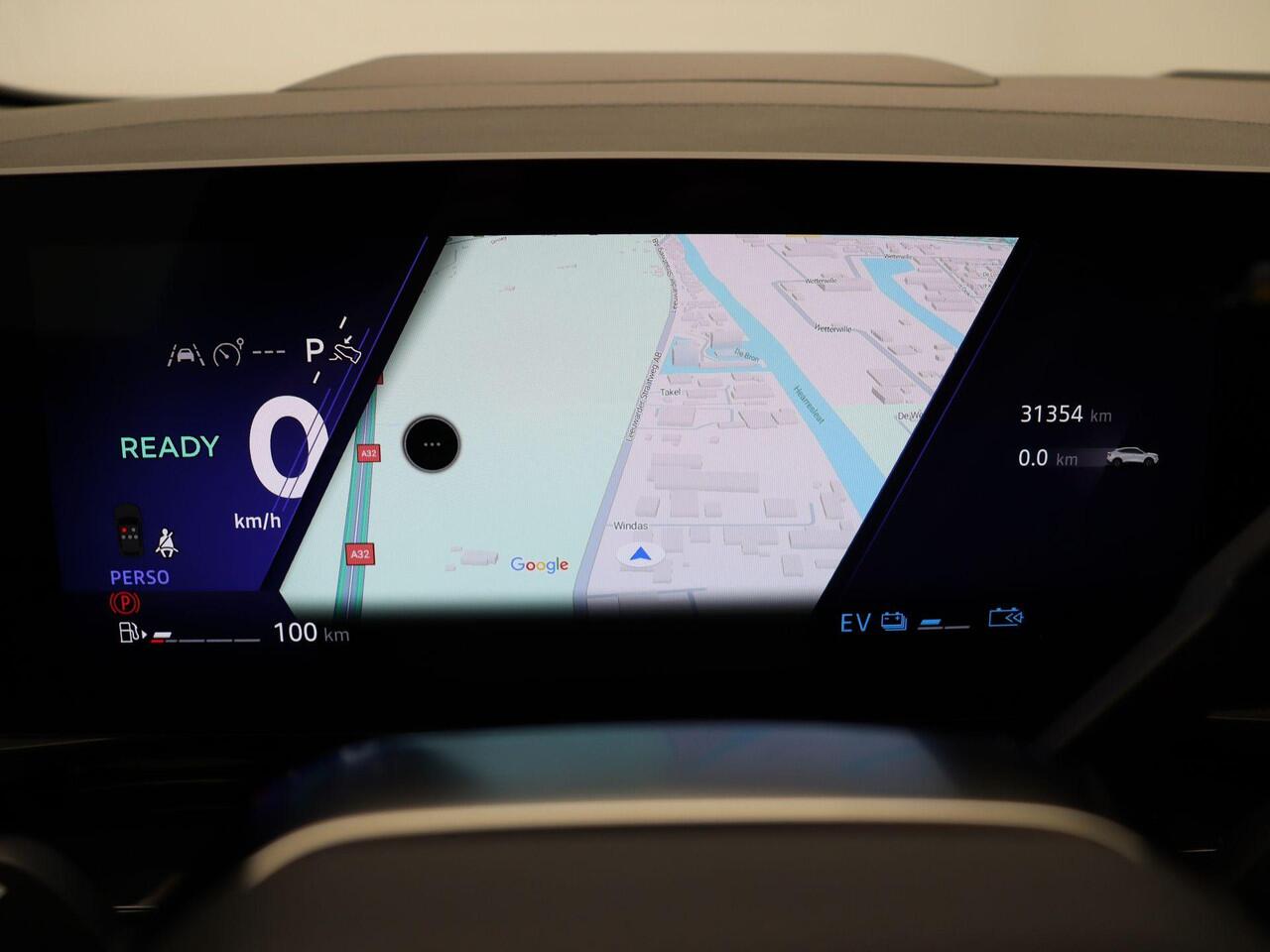 Renault Rafale 1.2 E-Tech full hybrid 200 esprit Alpine | Head-Up | Elektr.Stoelen | Harman & Kardon | 360 Cam | Glazen dak |