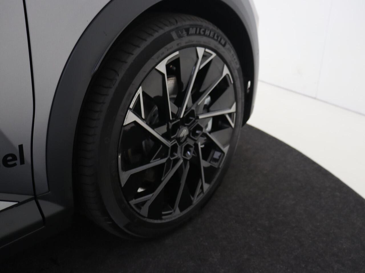 Renault SCENIC E-Tech EV87 long range esprit Alpine | Panoramadak | LM velgen | Matte lak | Harman Kardon