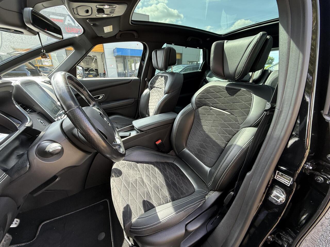 Renault SCENIC 1.3 TCe 159PK AUT Black EditionoPanooLeder