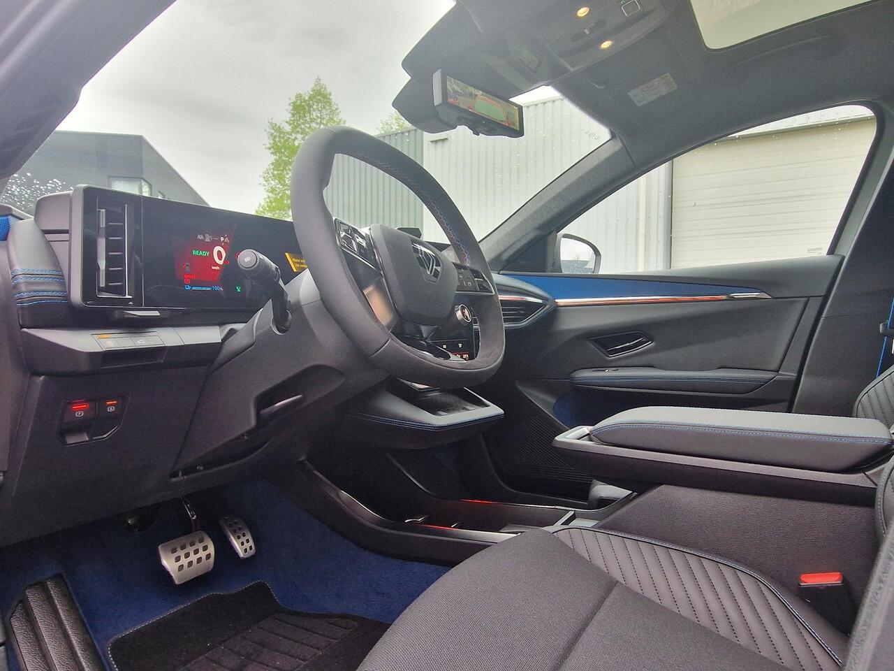 Renault SCENIC E-Tech EV87 long range esprit Alpine / Solarbay Panoramadak / Harman Kardon / Adaptief Cruise Control / Elektrische Achterklep / Stoel & Stuurverwarming / Google Navigatie / Warmtepomp /