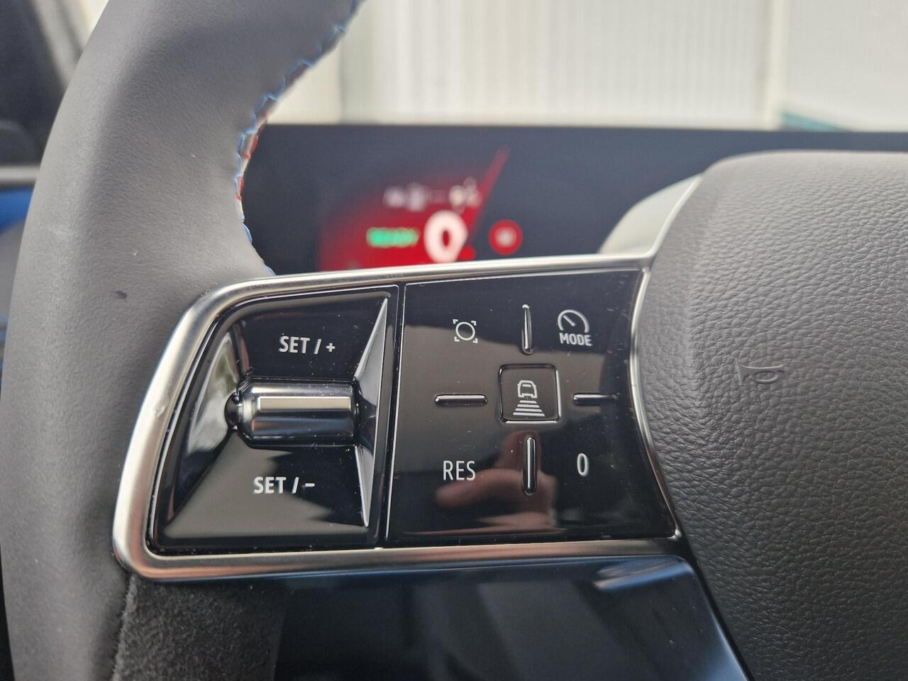 Renault SCENIC E-Tech EV87 long range esprit Alpine / Solarbay Panoramadak / Harman Kardon / Adaptief Cruise Control / Elektrische Achterklep / Stoel & Stuurverwarming / Google Navigatie / Warmtepomp /