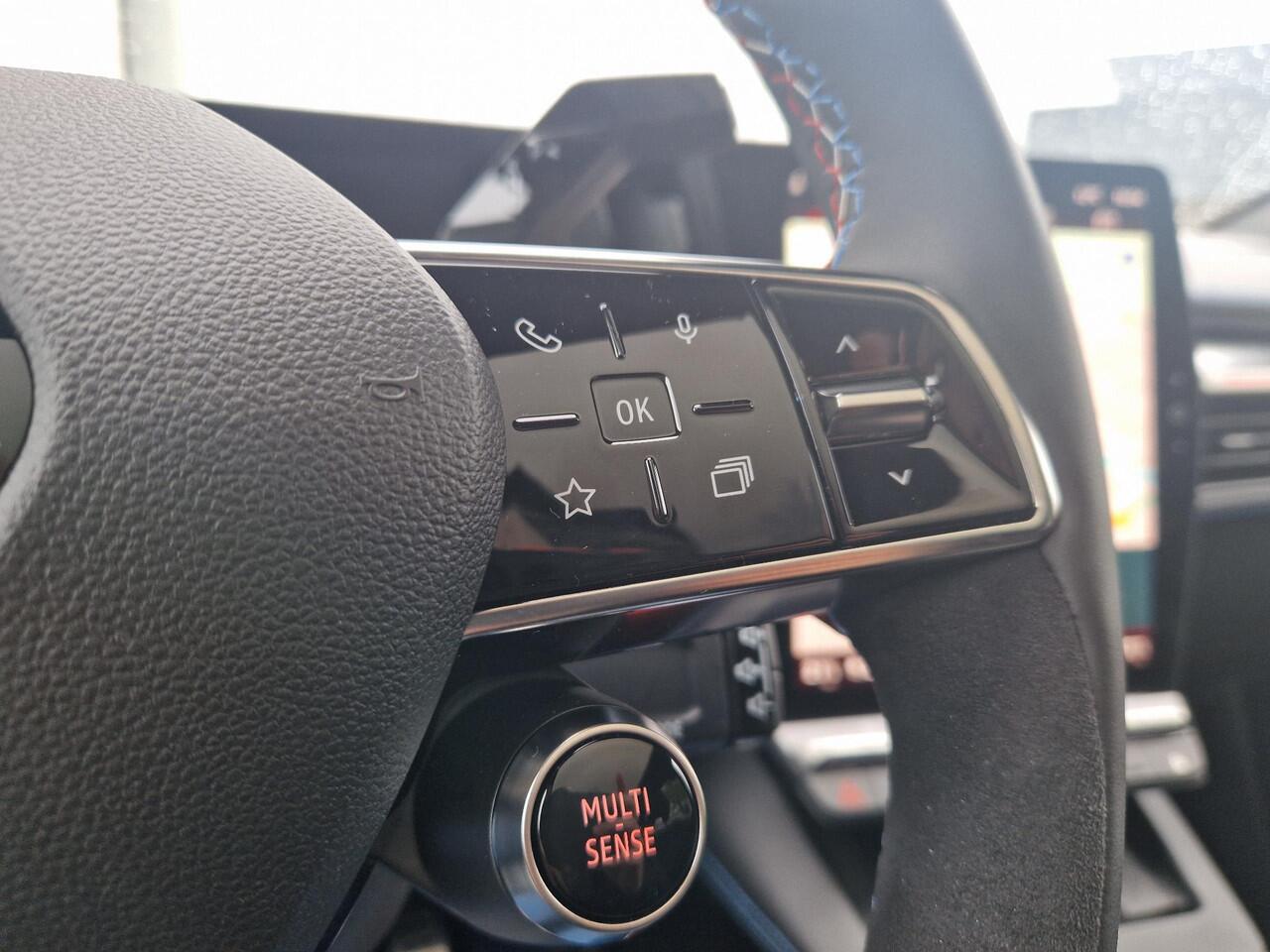 Renault SCENIC E-Tech EV87 long range esprit Alpine / Solarbay Panoramadak / Harman Kardon / Adaptief Cruise Control / Elektrische Achterklep / Stoel & Stuurverwarming / Google Navigatie / Warmtepomp /