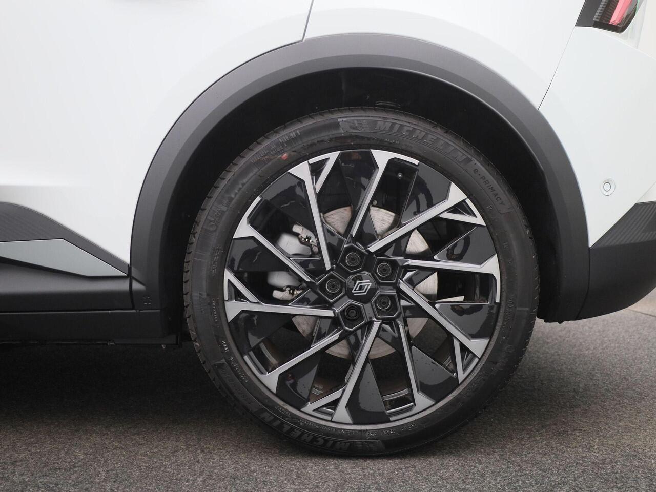 Renault SCENIC E-Tech EV87 long range esprit Alpine | Solarbay Panoramadak | Pack Advanced Driving Assist & Augmented Vision | Adaptieve Cruise Control | Stoel- en Stuurwielverwarming | 20" LMV 'Speedway' | Elektrische Achterklep | Sportstoelen