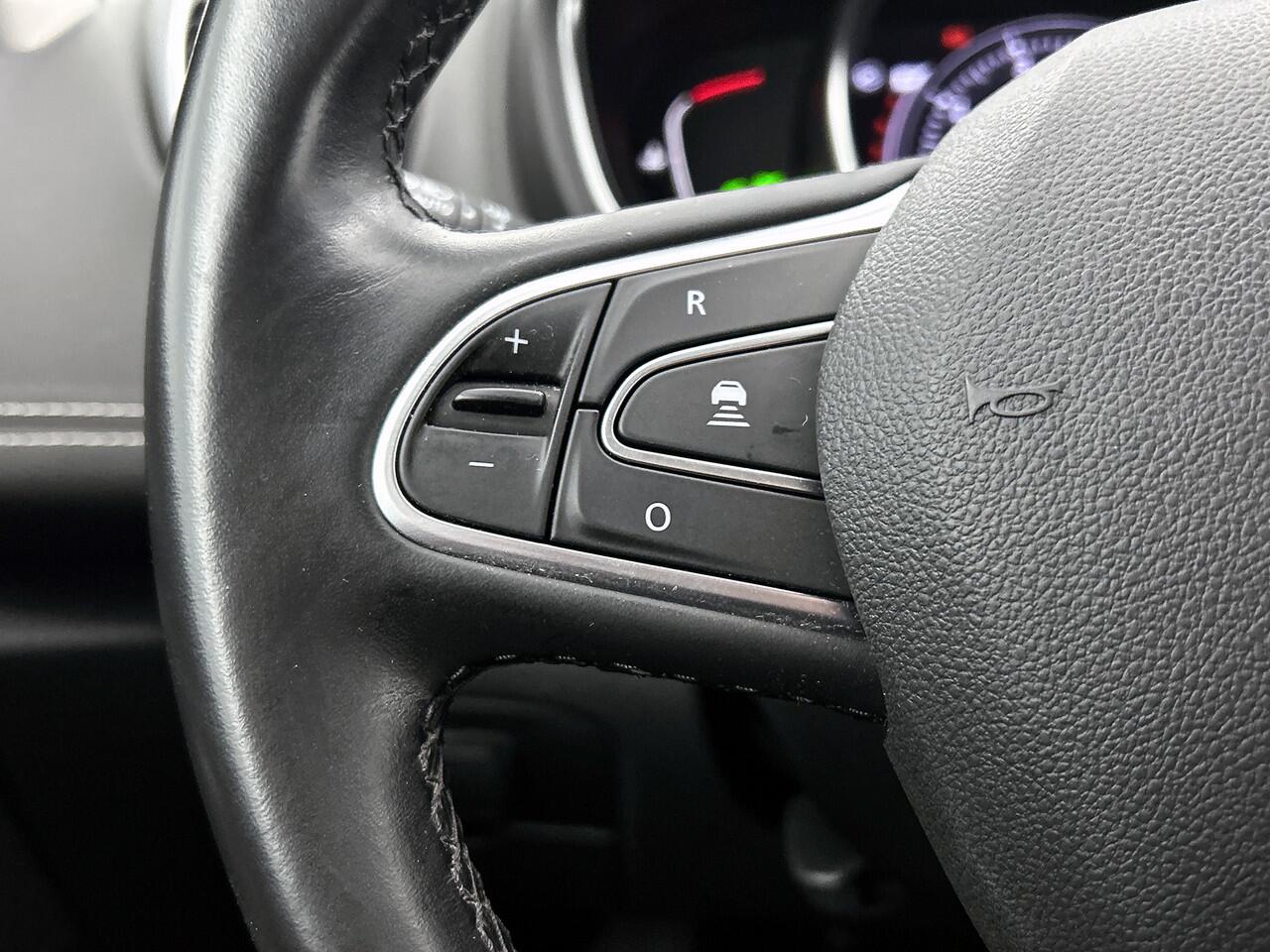 Renault SCENIC 1.3 TCe 140PK EDC Bose | ADAPTIVE CRUISE | DEALER ONDERHOUDEN | CAMERA | ELEKTR. STOELEN | HEAD-UP | TREKHAAK WEGKLAPB