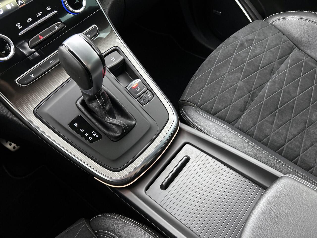 Renault SCENIC 1.3 TCe Black Edition Camera, Stoelverwarming, Carplay