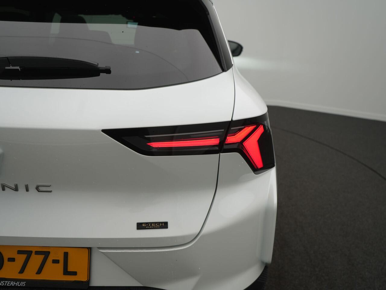 Renault SCENIC E-Tech EV87 long range iconic - Solarbay glazen dak - Pack Augmented Vision -