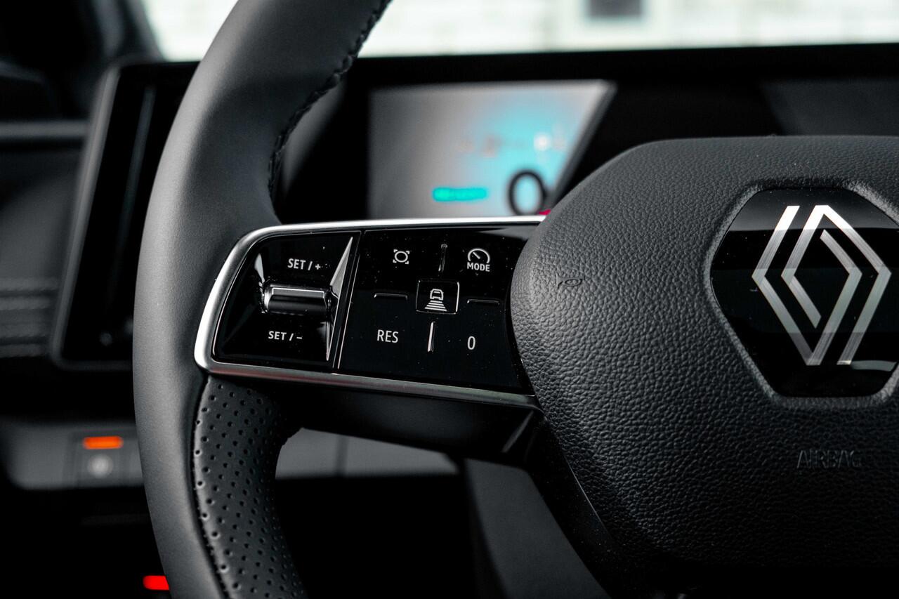 Renault SCENIC E-Tech EV87 long range iconic | Panoramadak | Harman Kardon audio | Around view camera | 16 % bijtelling over 30K > 60 mnd af nieuw | | incl. Bovag rijklaarpakket met 12 maanden garantie |