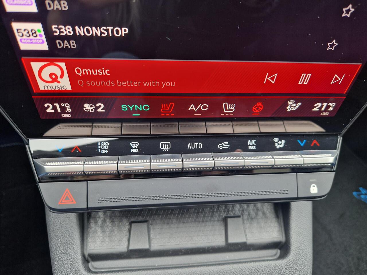 Renault SCENIC E-Tech EV87 long range iconic