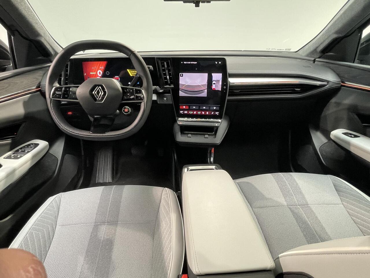 Renault SCENIC E-Tech EV87 long range iconic