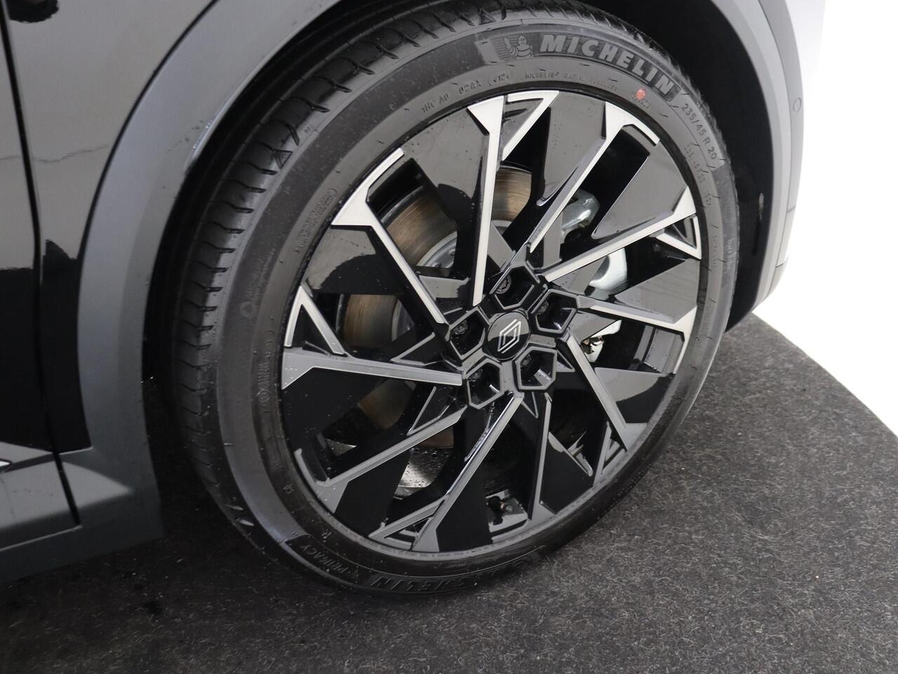 Renault SCENIC E-Tech EV87 long range esprit Alpine | Solarbay Panoramadak | Pack Advanced Driving Assist & Augmented Vision | Adaptieve Cruise Control | Stoel- en Stuurwielverwarming | 20" LMV 'Speedway' | Elektrische Achterklep | Sportstoelen