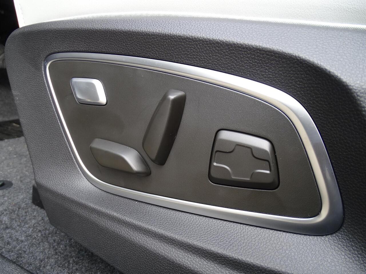 Renault SCENIC E-Tech EV87 long range iconic | PACK AUGMENTED VISION | SOLARBAY ELEKTROCHROMATISCH PANORAMISCH DAK | ADAPTIVE CRUISE |