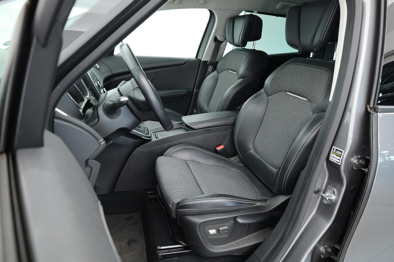 Renault SCENIC 1.3 TCe Intens | Navi | Massage | Stoelver. | Camera | Dodehoek. | PDC V+A