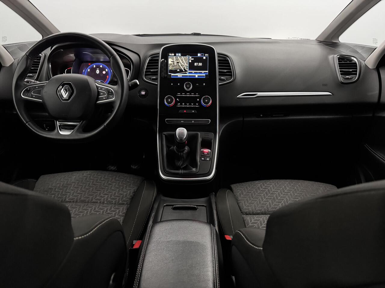 Renault SCENIC 1.3 TCe Intens Clima, Camera, Navi, Keyless start, Cruise control, A start stop, Virtual desk