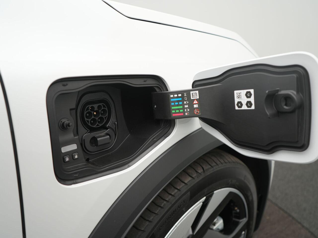 Renault SCENIC E-Tech EV87 Long Range Iconic - RIJKLAARPRIJS - DEMO - Solorbay Panoramadak - Adaptive Cruise Control - Stoel- en stuurverwarming