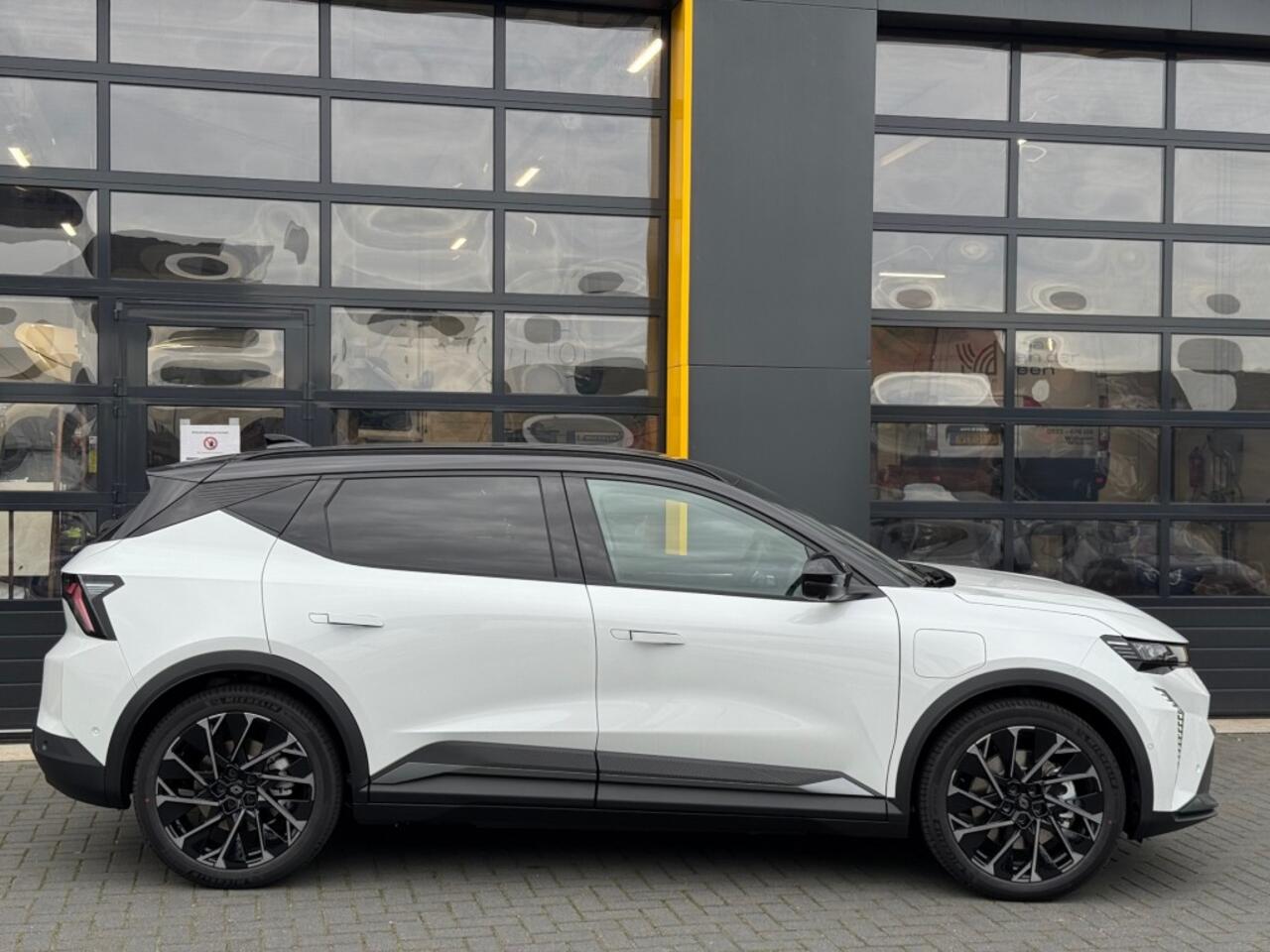 Renault SCENIC Esprit Alpine 220 pk long range Pack light en sound Pack advanced driving assist en augmented vision