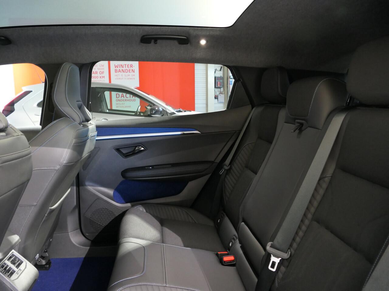 Renault SCENIC E-Tech EV87 long range esprit Alpine - SOH 99,2% - Solarbay panoramadak! - Dode hoek - Parkeerassistent - 360 camera