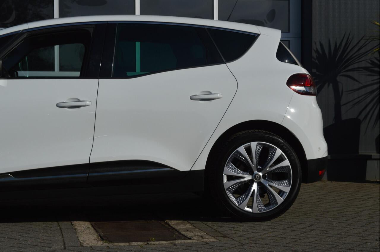 Renault SCENIC 1.3 TCe Intens Automaat | Stoelverw./Camera/Carplay/PDC |
