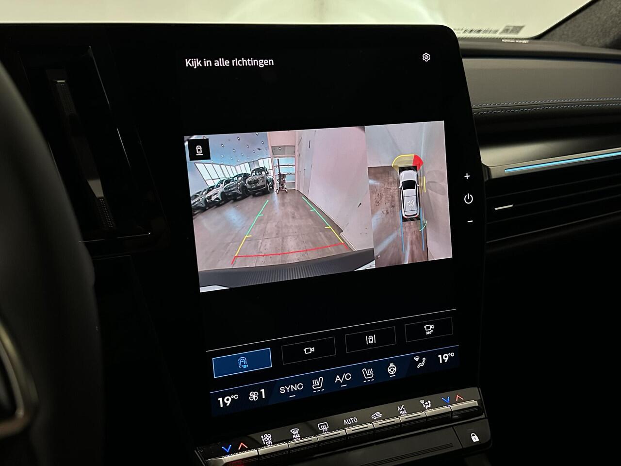 Renault SCENIC E-Tech EV87 220 Long Range Esprit Alpine | Pack Light & Sound | Pack Advanced Driving Assist & Augmented Vision | Van: ¤ 50.359,- nu rijklaar voor: ¤ 48.359,-