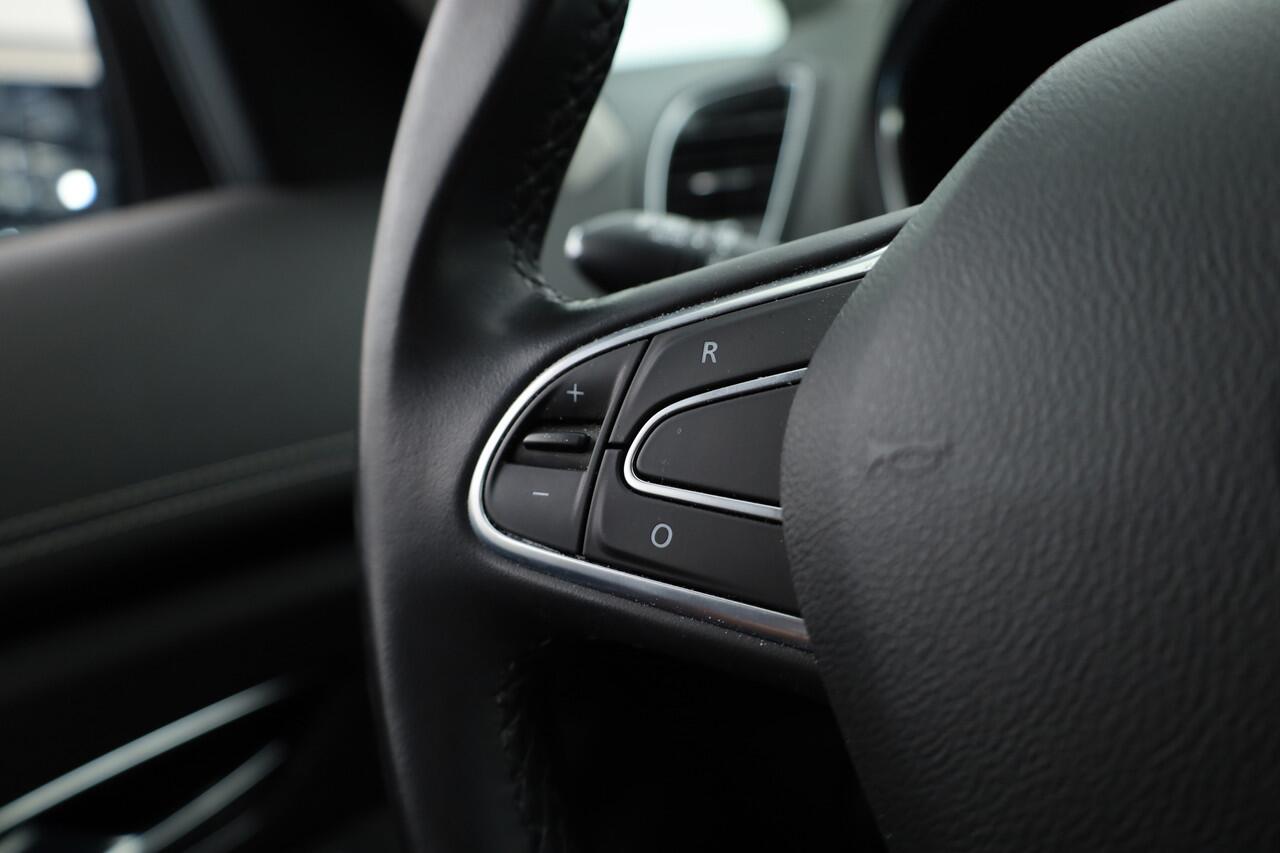 Renault SCENIC 1.3 TCe Intens | Navi | Massage | Stoelver. | Camera | Dodehoek. | PDC V+A