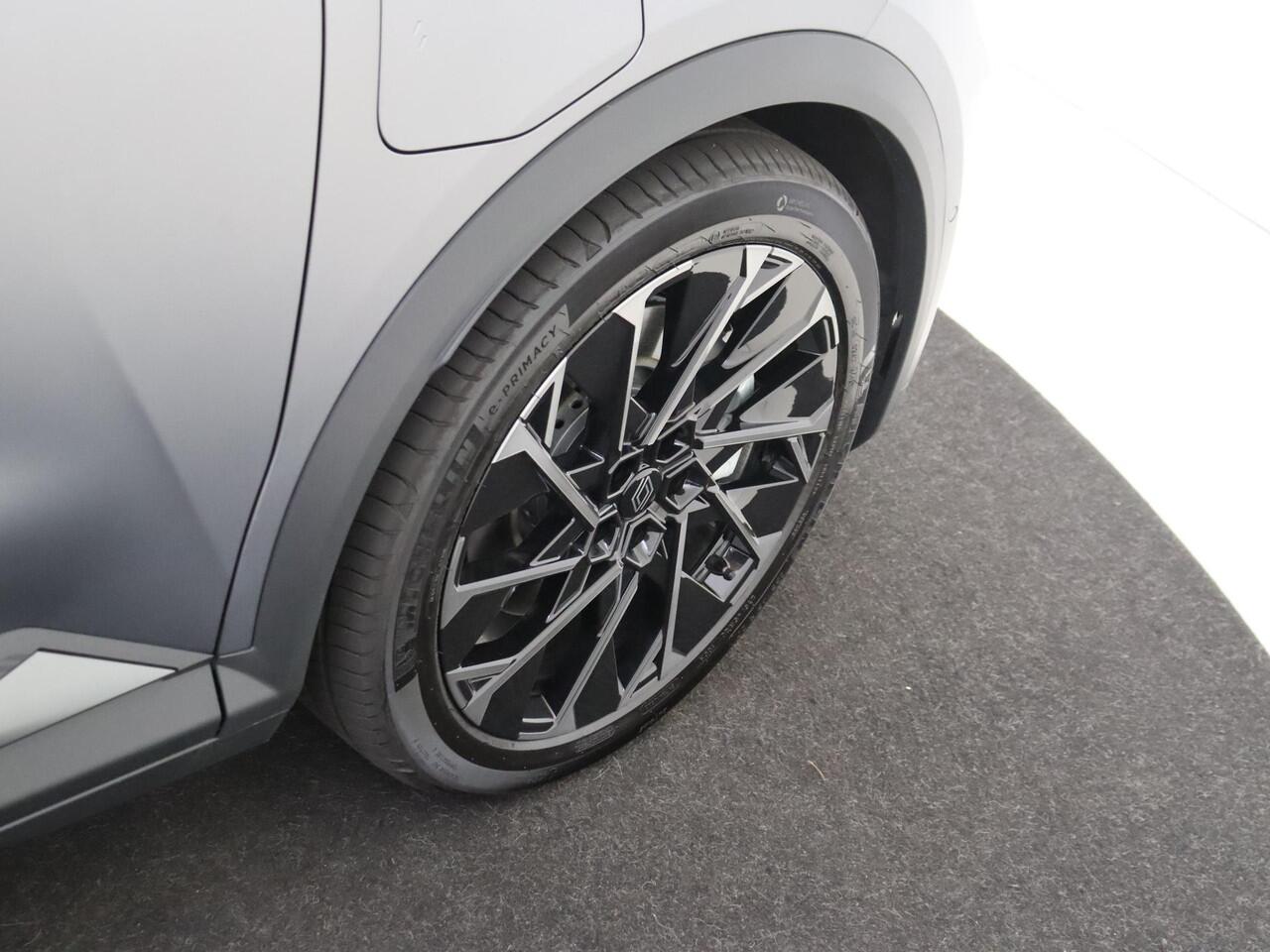 Renault SCENIC E-Tech EV87 long range esprit Alpine WLTP 625 km | 20 inch lm velgen | Google Maps | SOLARBAY glazen dak